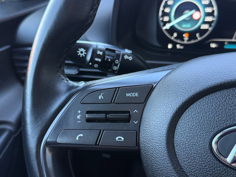 Vehicle Image 27