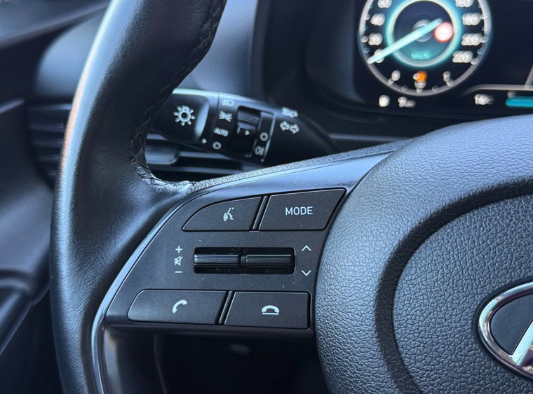 Vehicle Image 60