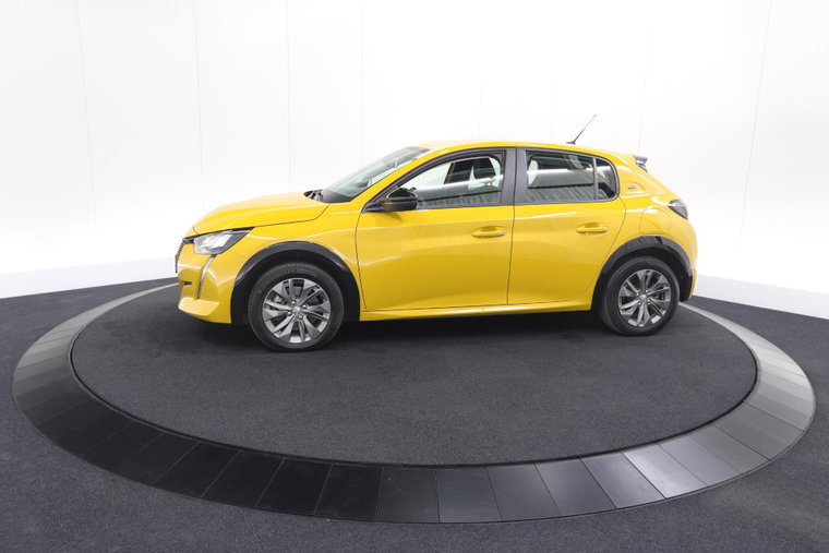 Vehicle Image 35