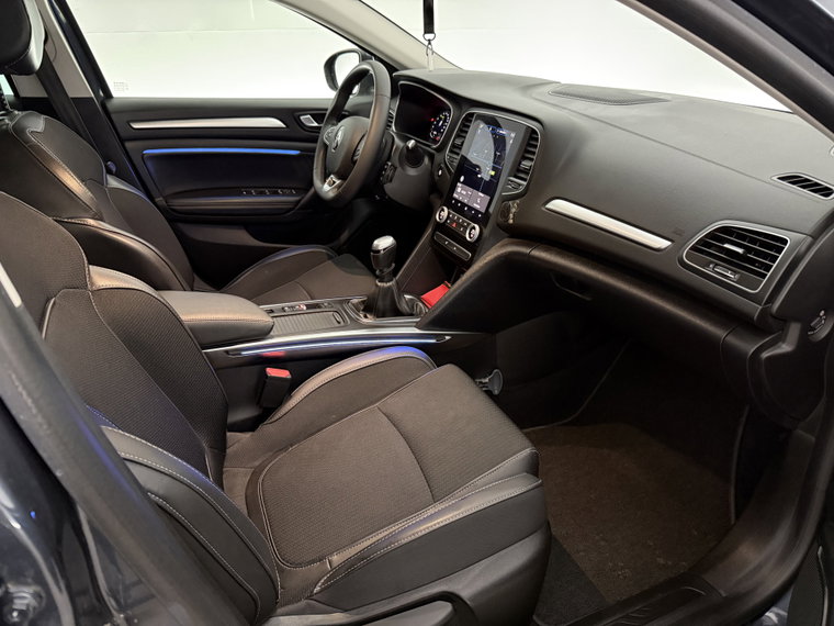Vehicle Image 35