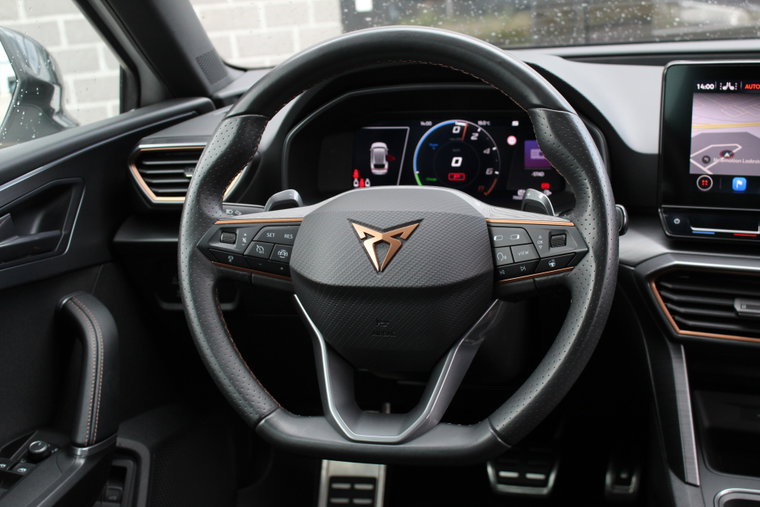 Vehicle Image 12