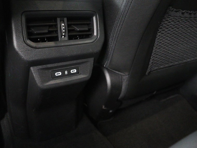 Vehicle Image 27