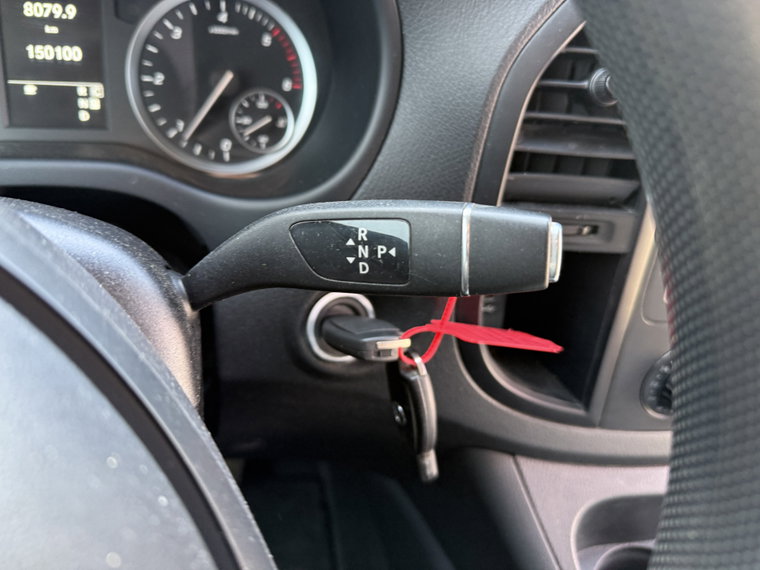 Vehicle Image 25