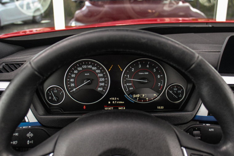 Vehicle Image 23