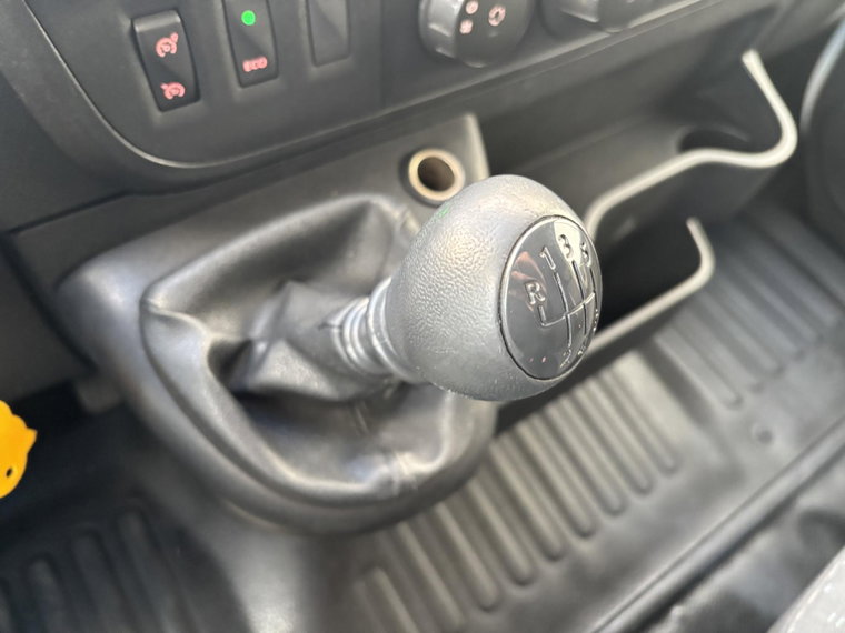 Vehicle Image 27