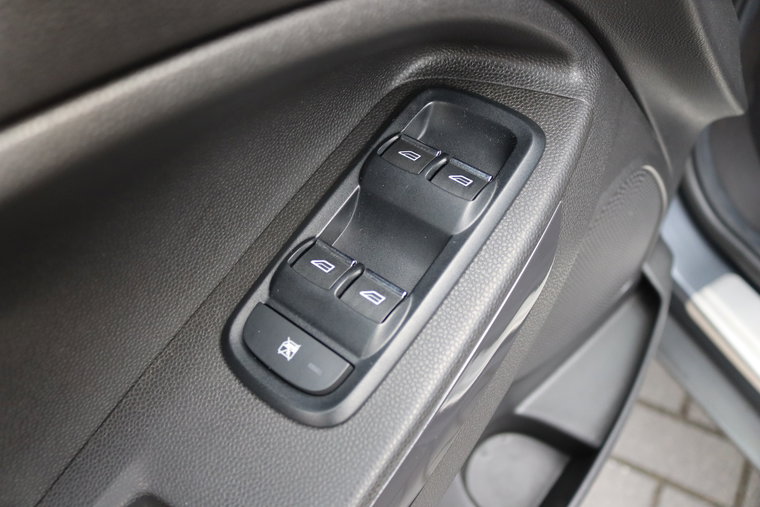 Vehicle Image 27