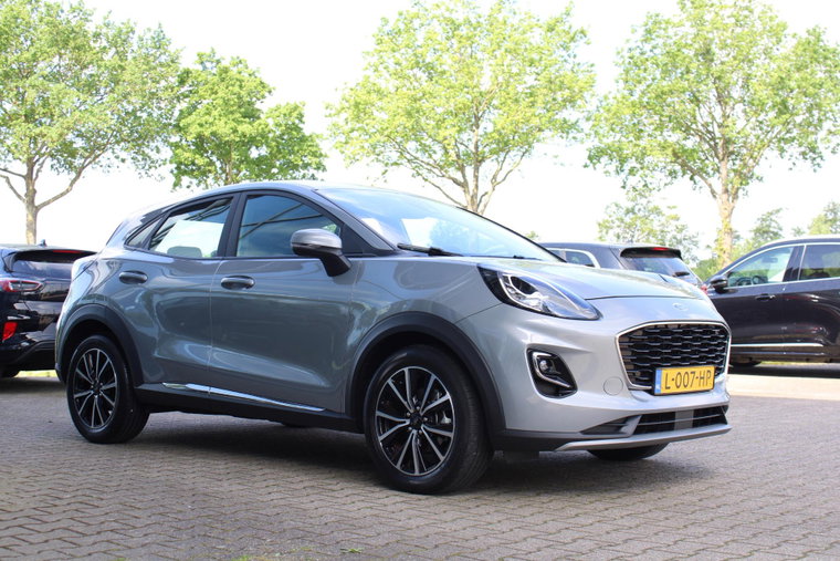 Vehicle Image 7