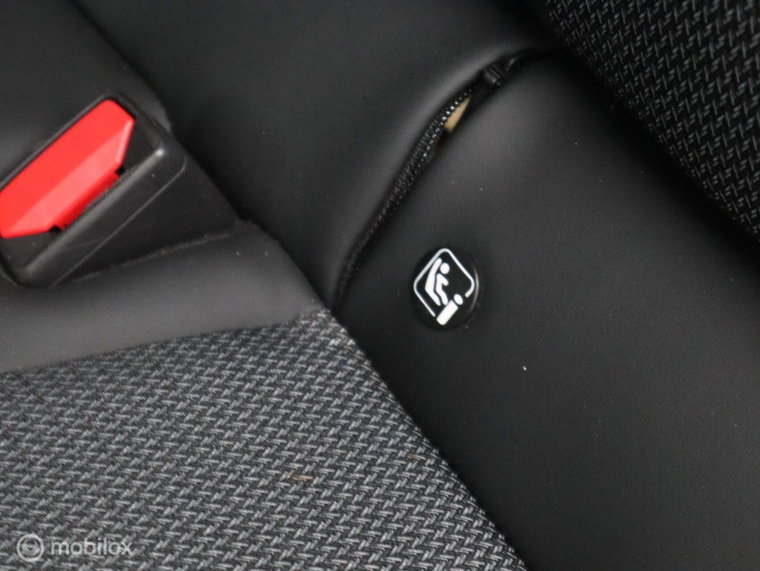 Vehicle Image 41