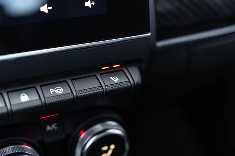 Vehicle Image 35
