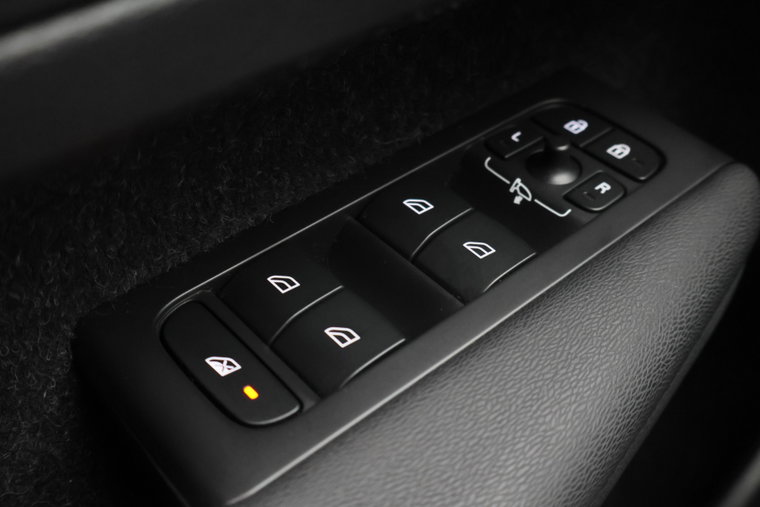 Vehicle Image 27