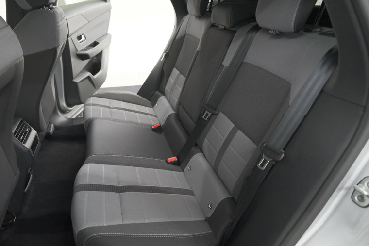 Vehicle Image 30