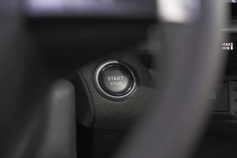 Vehicle Image 36