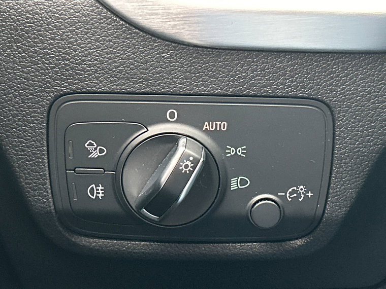 Vehicle Image 39