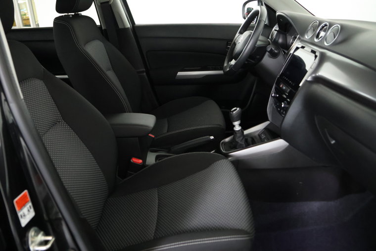 Vehicle Image 12