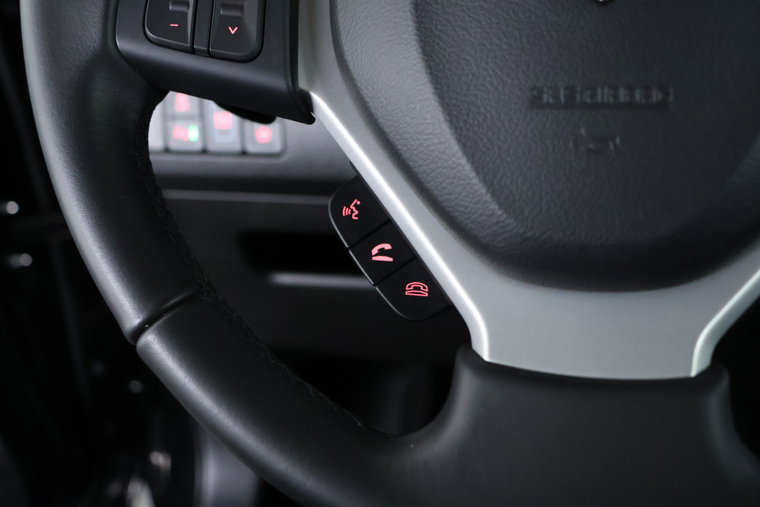 Vehicle Image 23