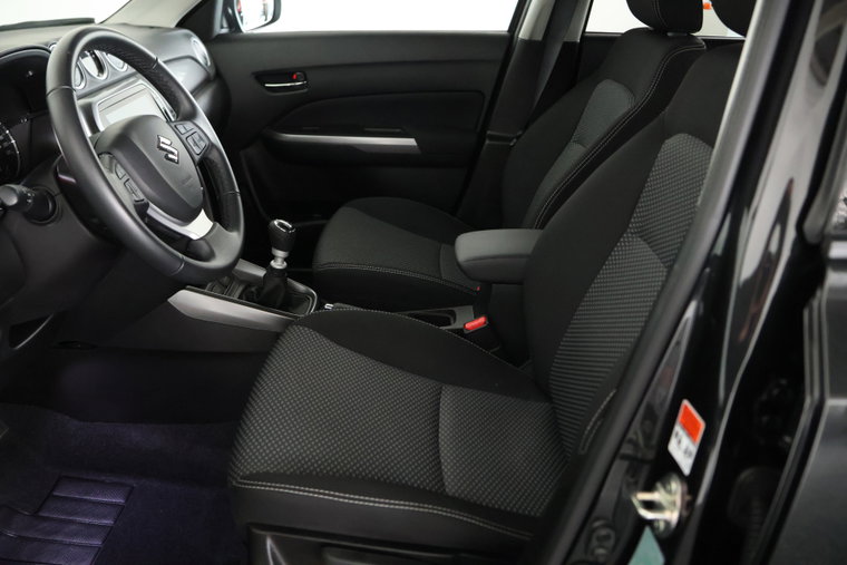 Vehicle Image 11