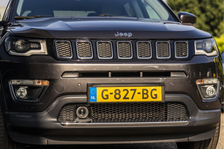 Vehicle Image 12
