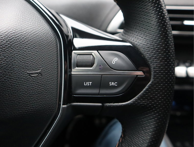 Vehicle Image 40