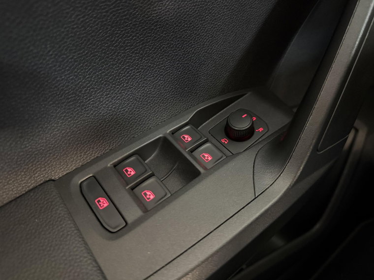 Vehicle Image 27