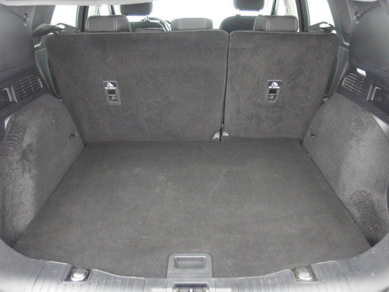 Vehicle Image 33