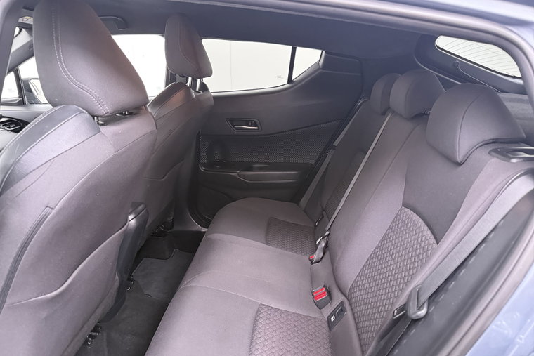 Vehicle Image 12