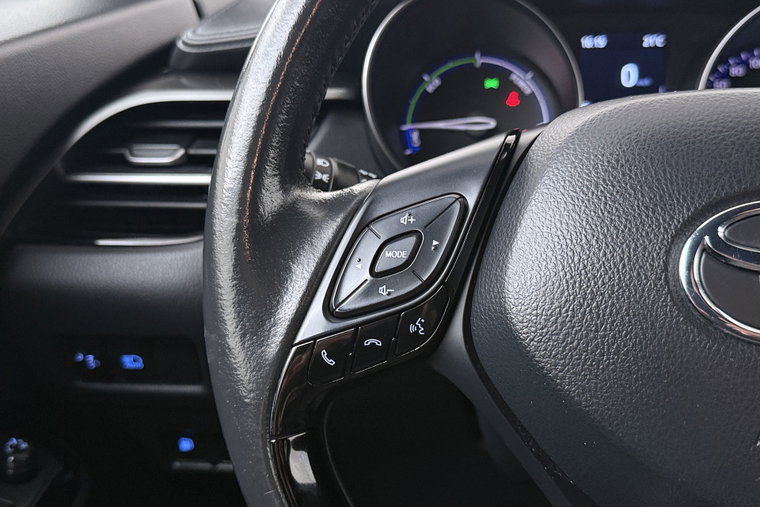 Vehicle Image 18