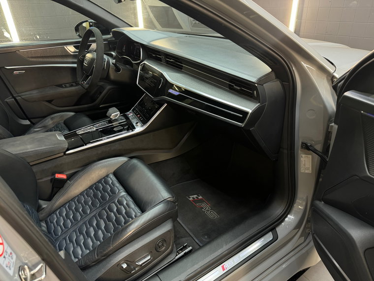 Vehicle Image 38