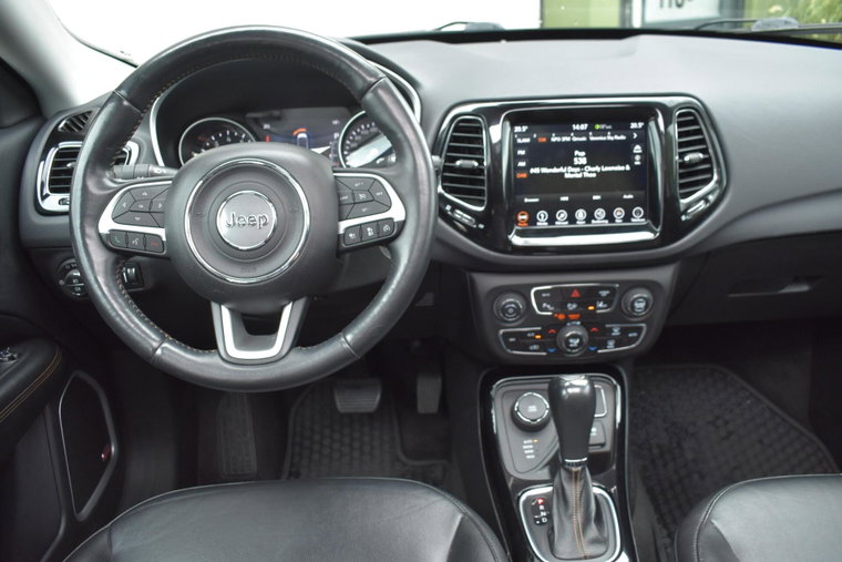 Vehicle Image 14