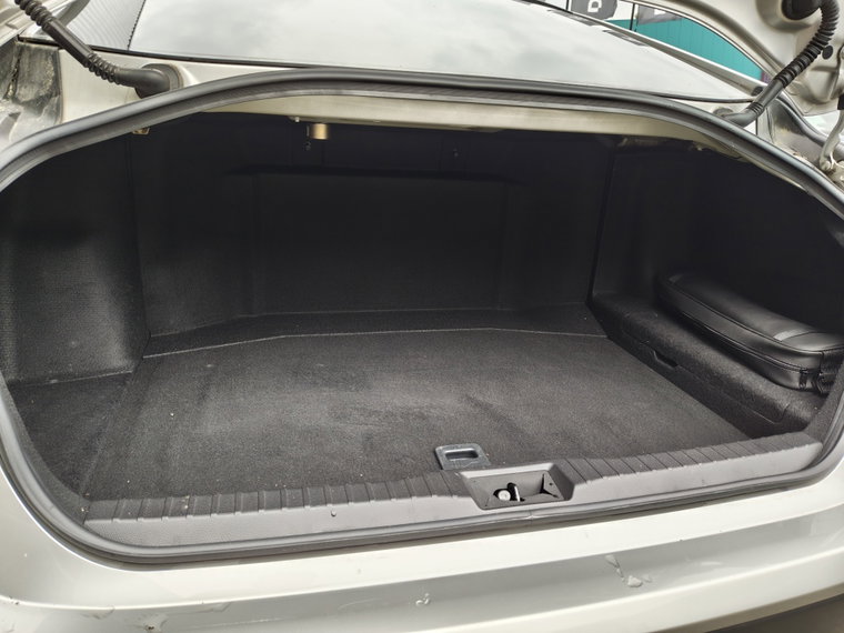 Vehicle Image 38