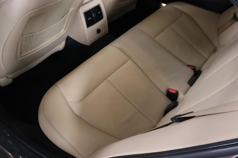 Vehicle Image 50