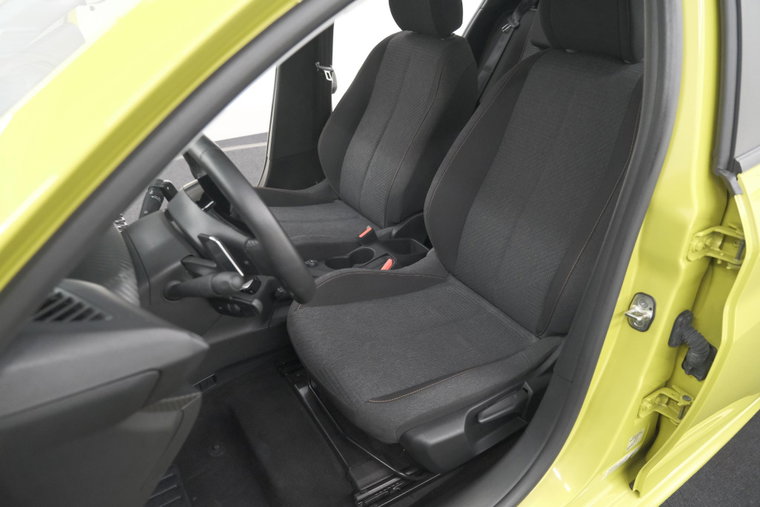 Vehicle Image 22