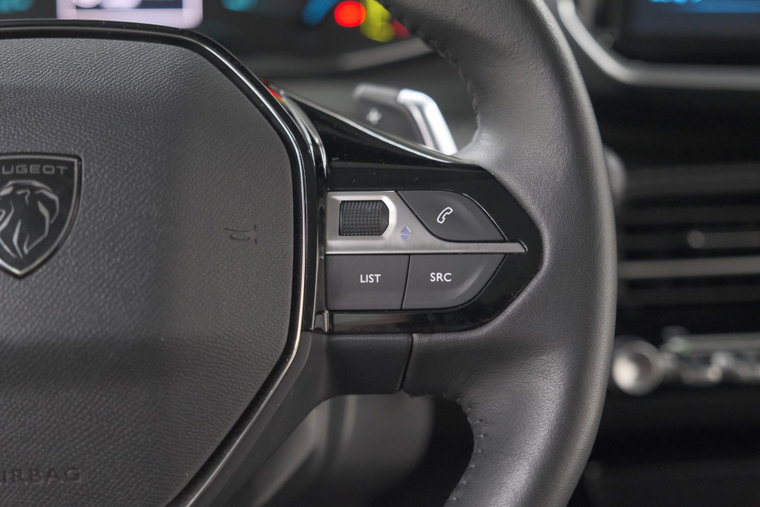 Vehicle Image 28