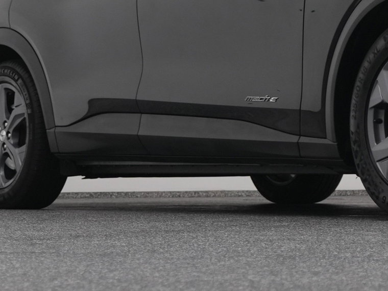 Vehicle Image 39