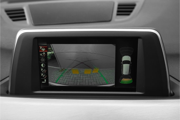 Vehicle Image 23