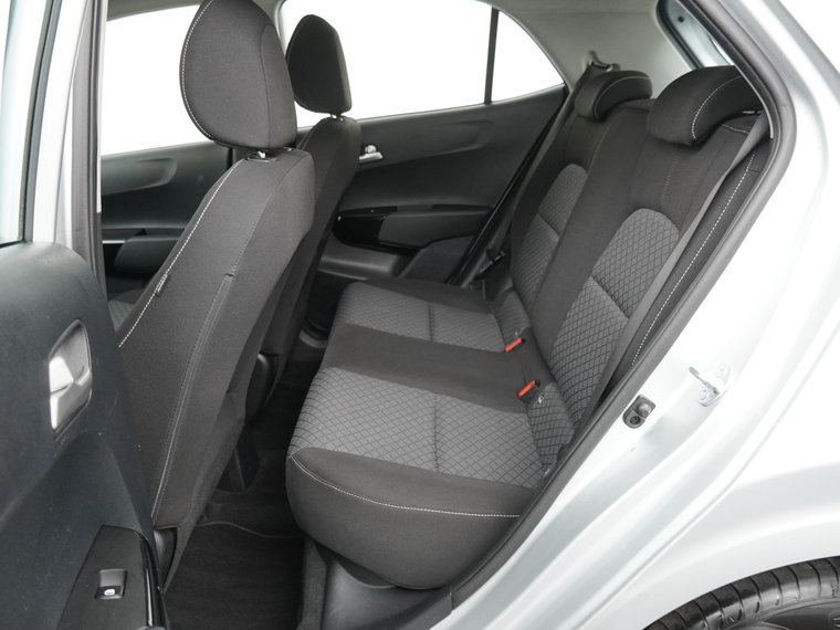 Vehicle Image 36