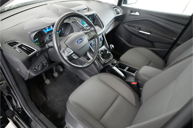Vehicle Image 16