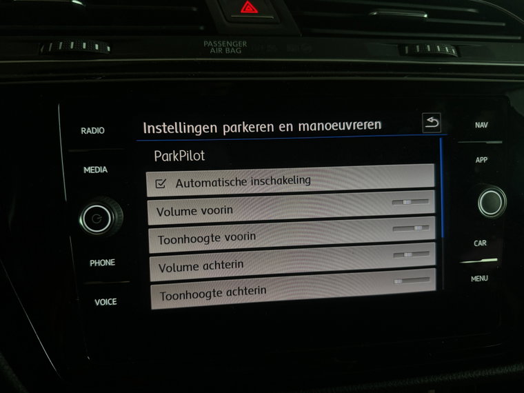Vehicle Image 32