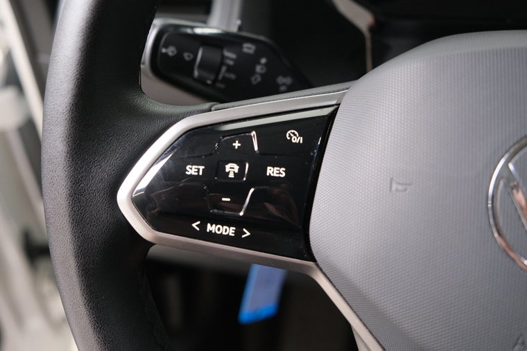 Vehicle Image 28