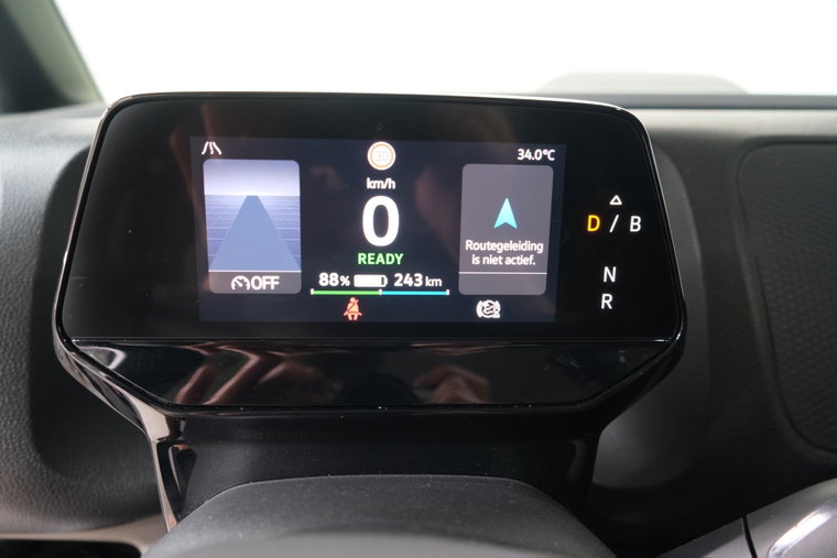 Vehicle Image 32