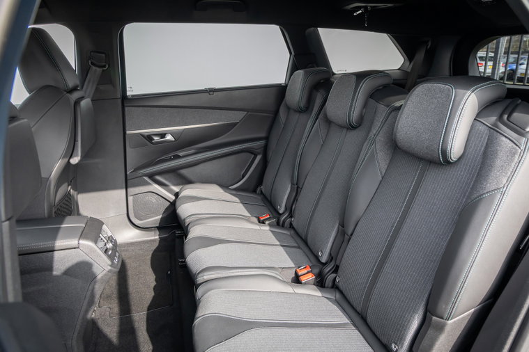 Vehicle Image 30