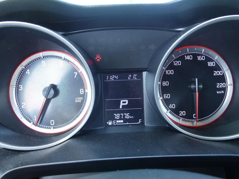 Vehicle Image 14