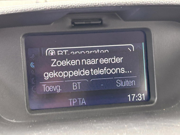 Vehicle Image 17