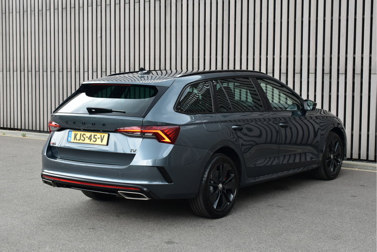 Vehicle Image 36