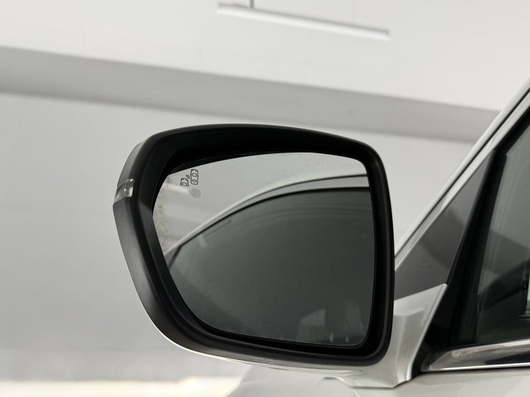 Vehicle Image 38