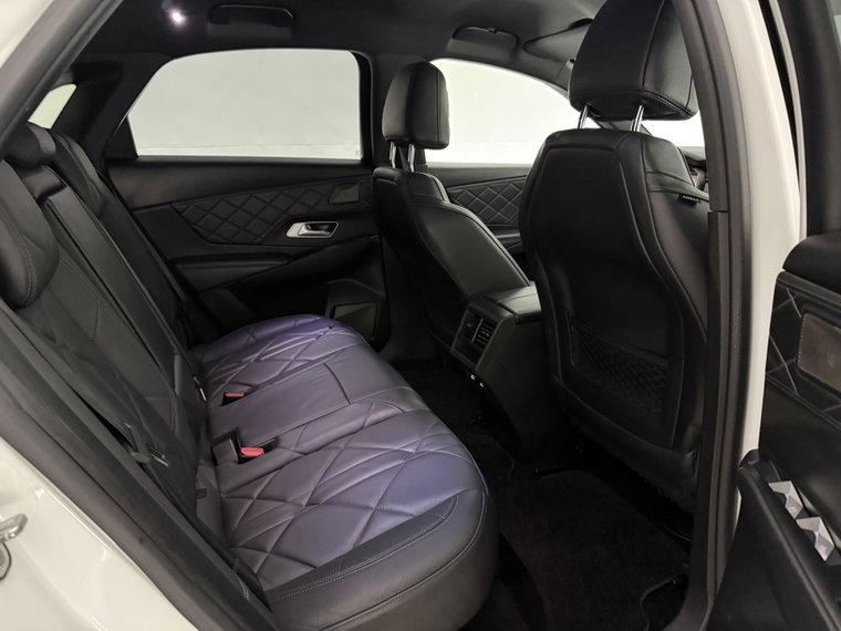 Vehicle Image 45