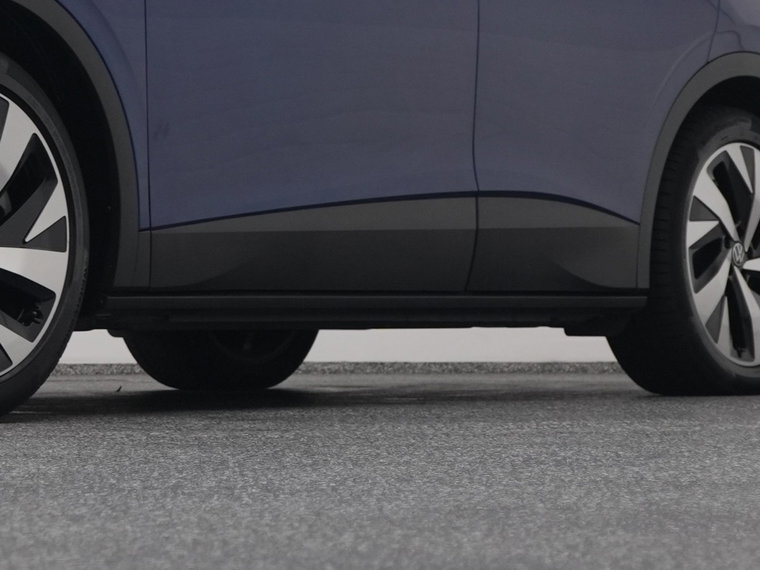 Vehicle Image 38