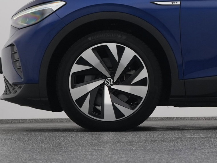 Vehicle Image 40