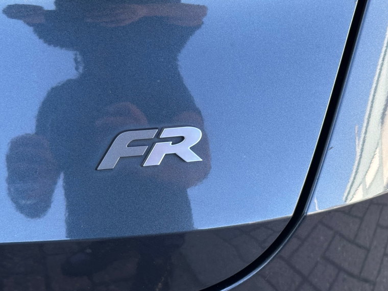 Vehicle Image 33
