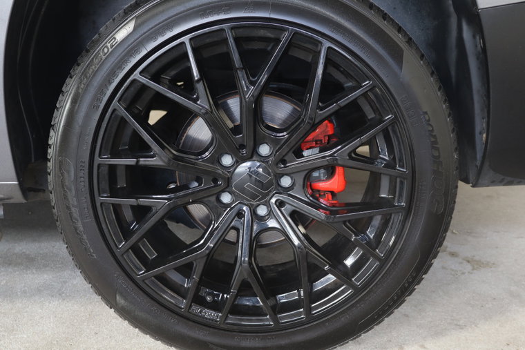 Vehicle Image 13
