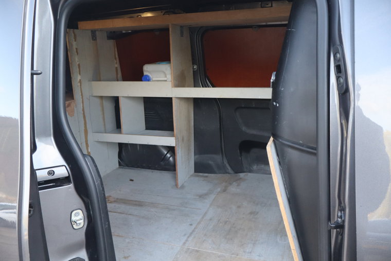 Vehicle Image 31